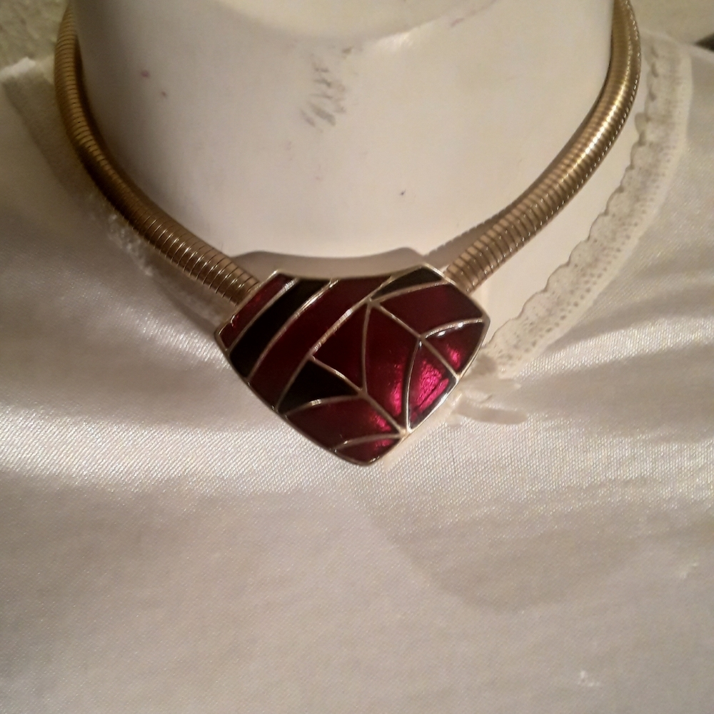 Retro necklace